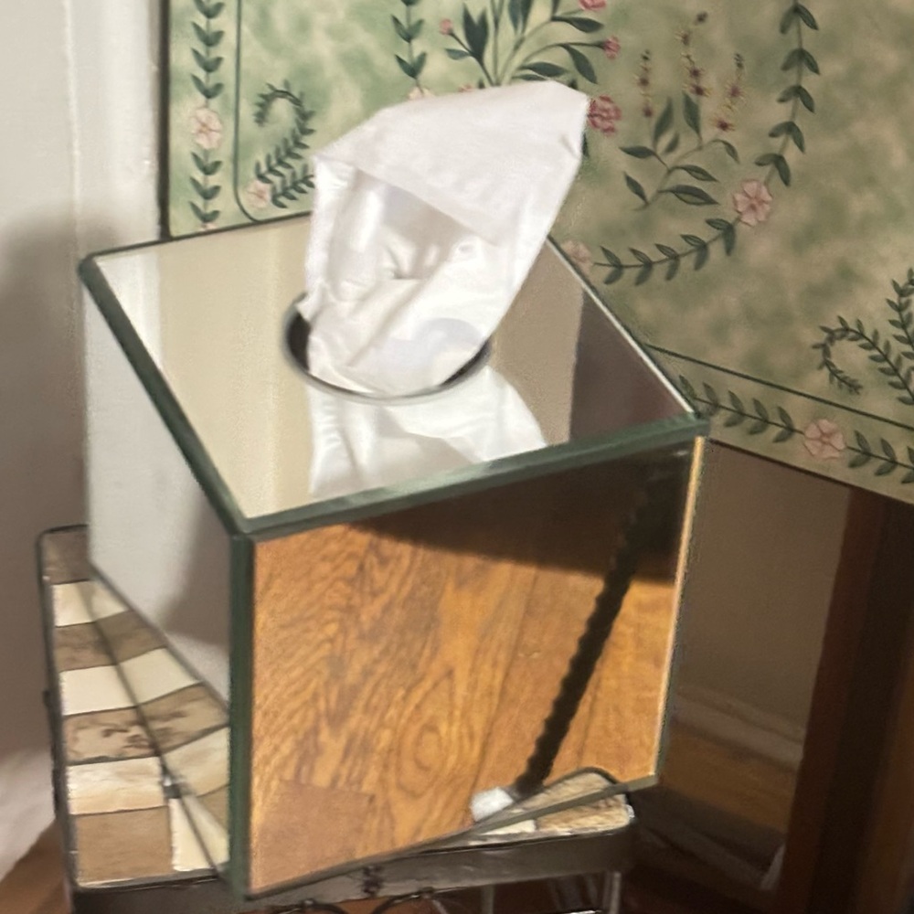 Mirror Glass Tissue Box Holder